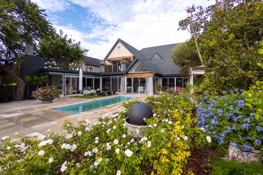 4 Bedroom Property for Sale in Greenways Golf Estate Western Cape